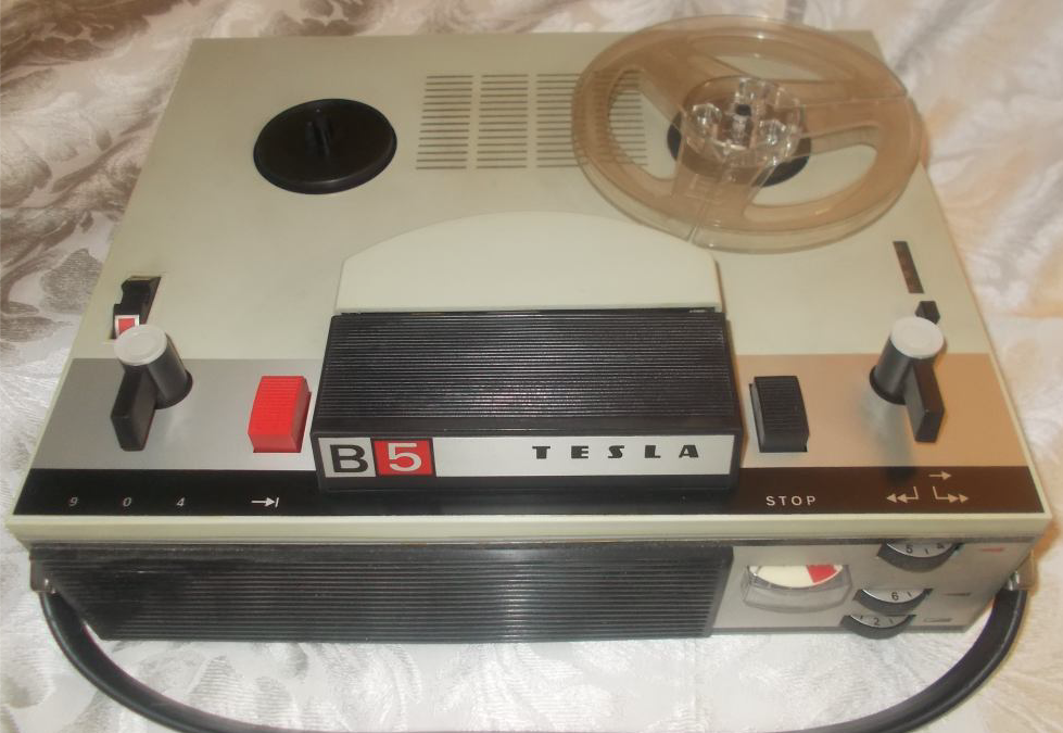 1969 Tesla Tape Recorder B5 – ANP 230