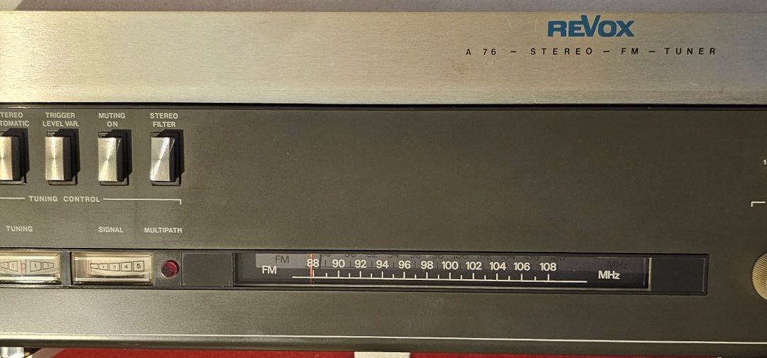 1973 ReVox Stereo FM Tuner A76
